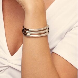 UNO de 50 Brown leather bracelet with sterling silver-plated details